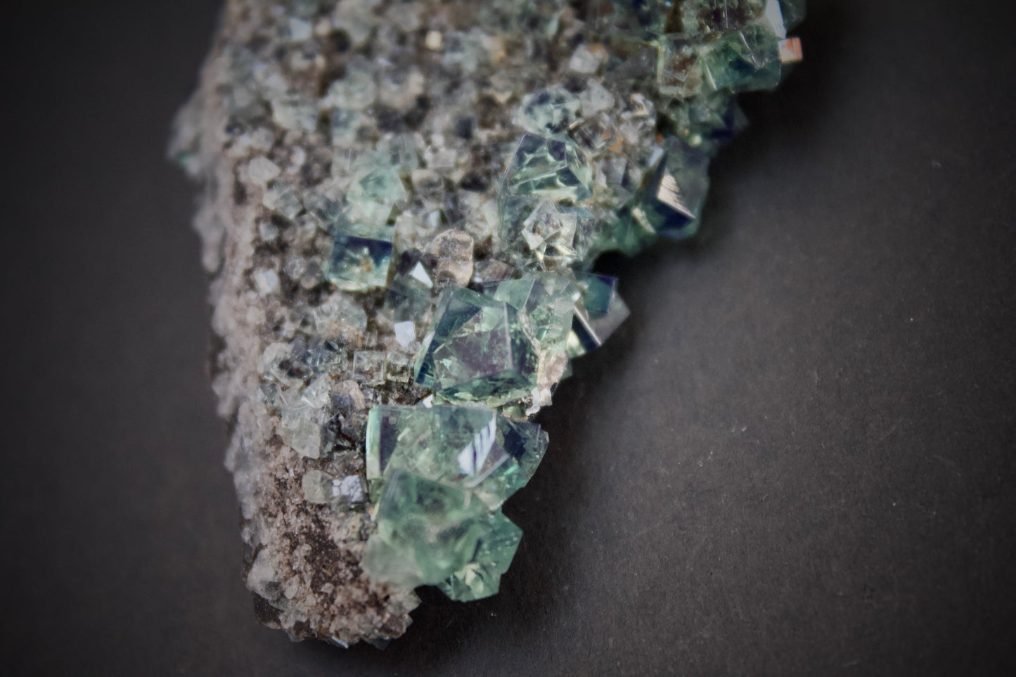 Tiny Twins Pocket Fluorite 13