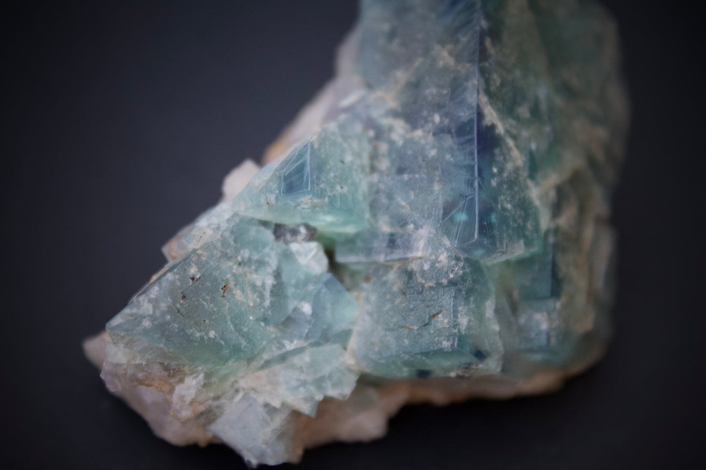 Green Toad Pocket Fluorite 1