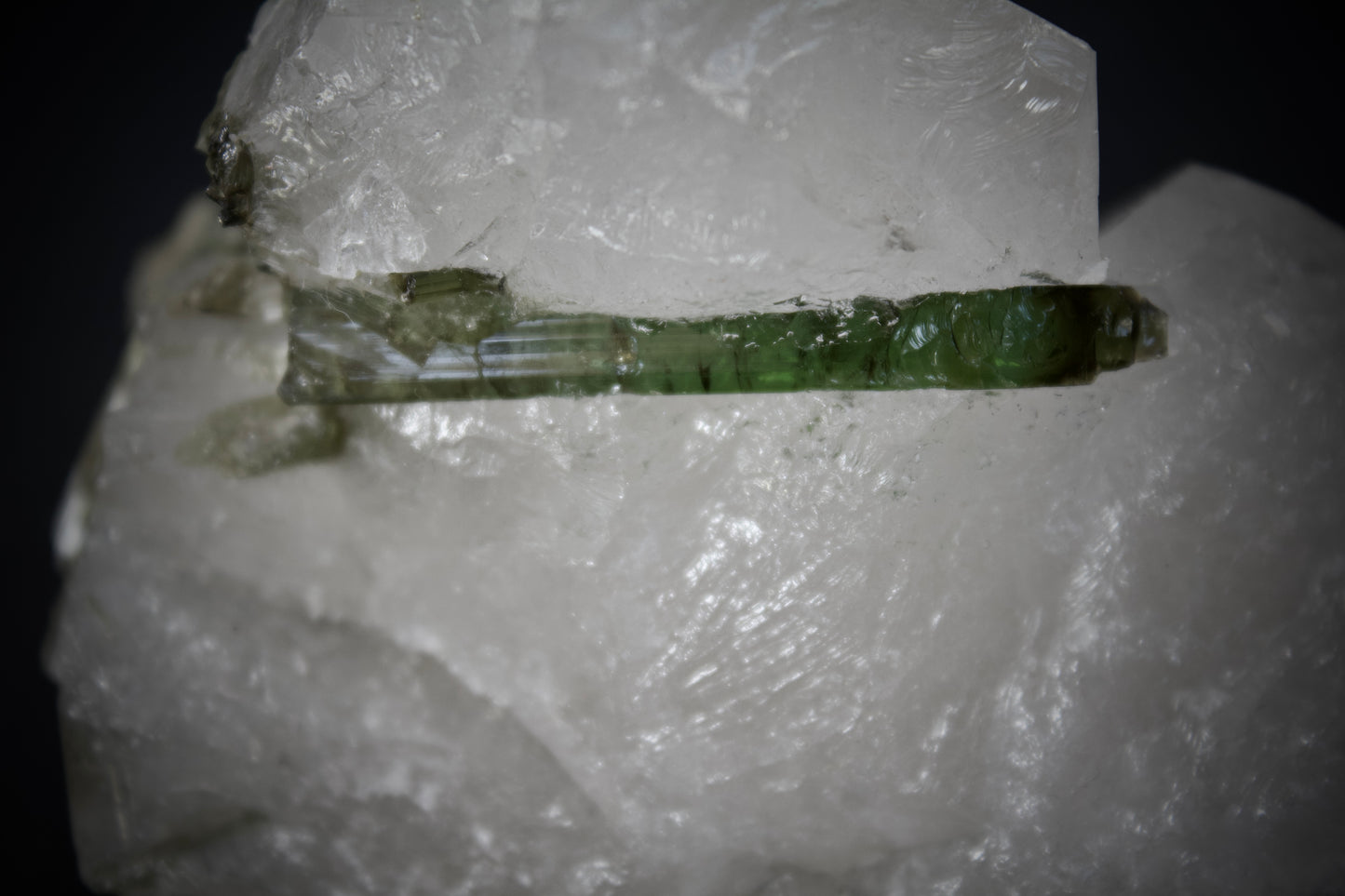 Quartz with Tourmaline 20