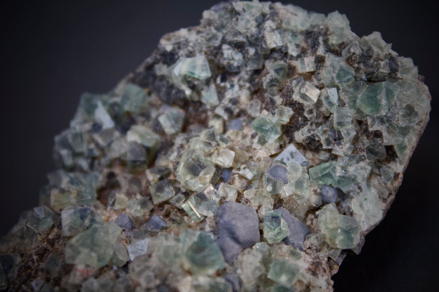 Tiny Twins Pocket Fluorite 14