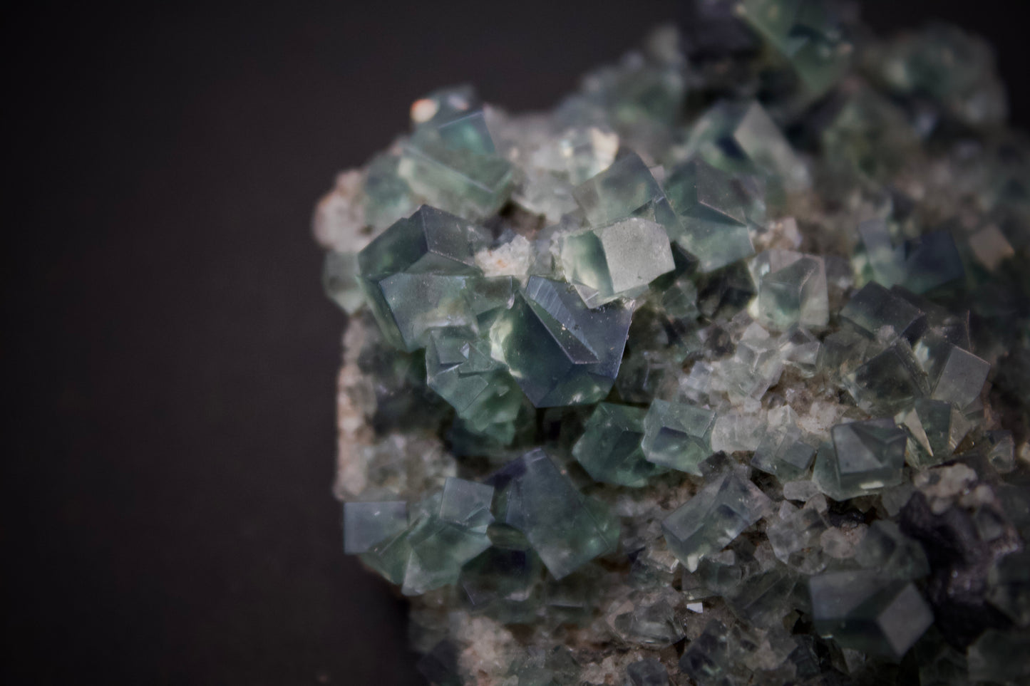 Tiny Twins Pocket Fluorite 15