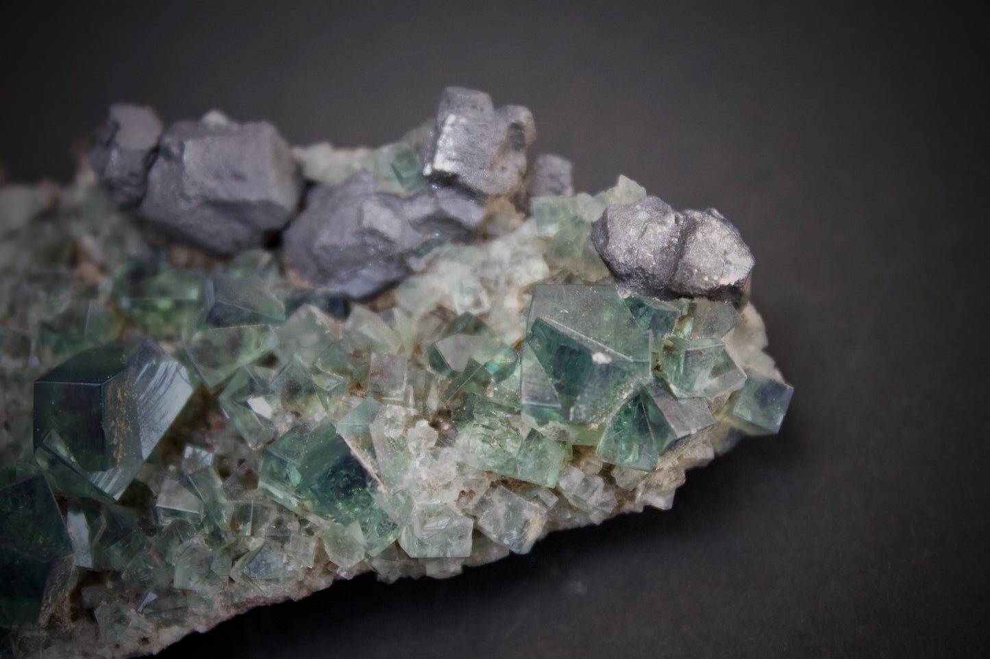 Tiny Twins Pocket Fluorite 16