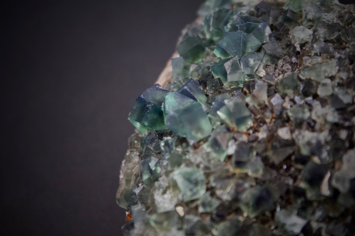 Tiny Twins Pocket Fluorite 17
