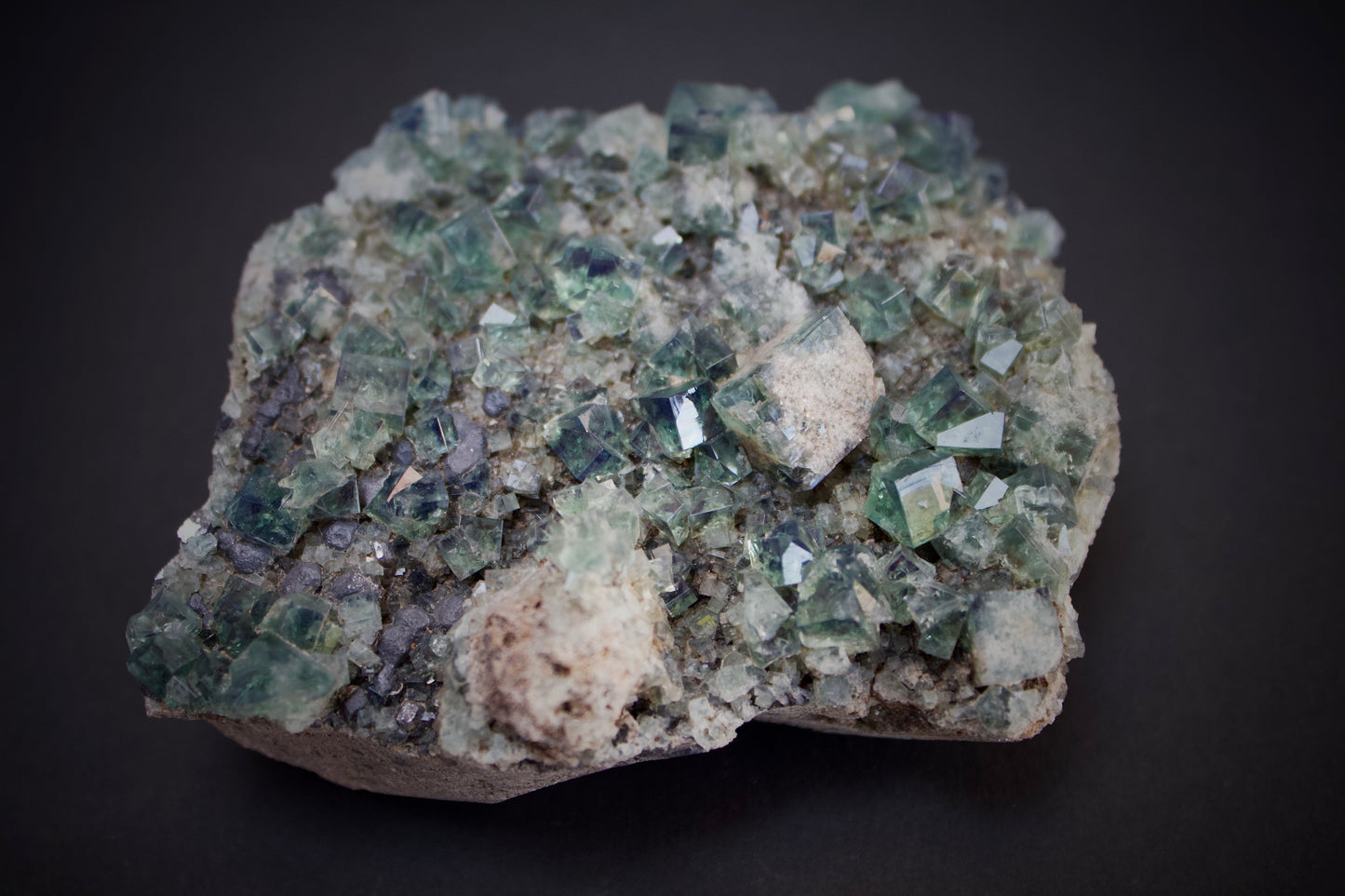 Tiny Twins Pocket Fluorite 18