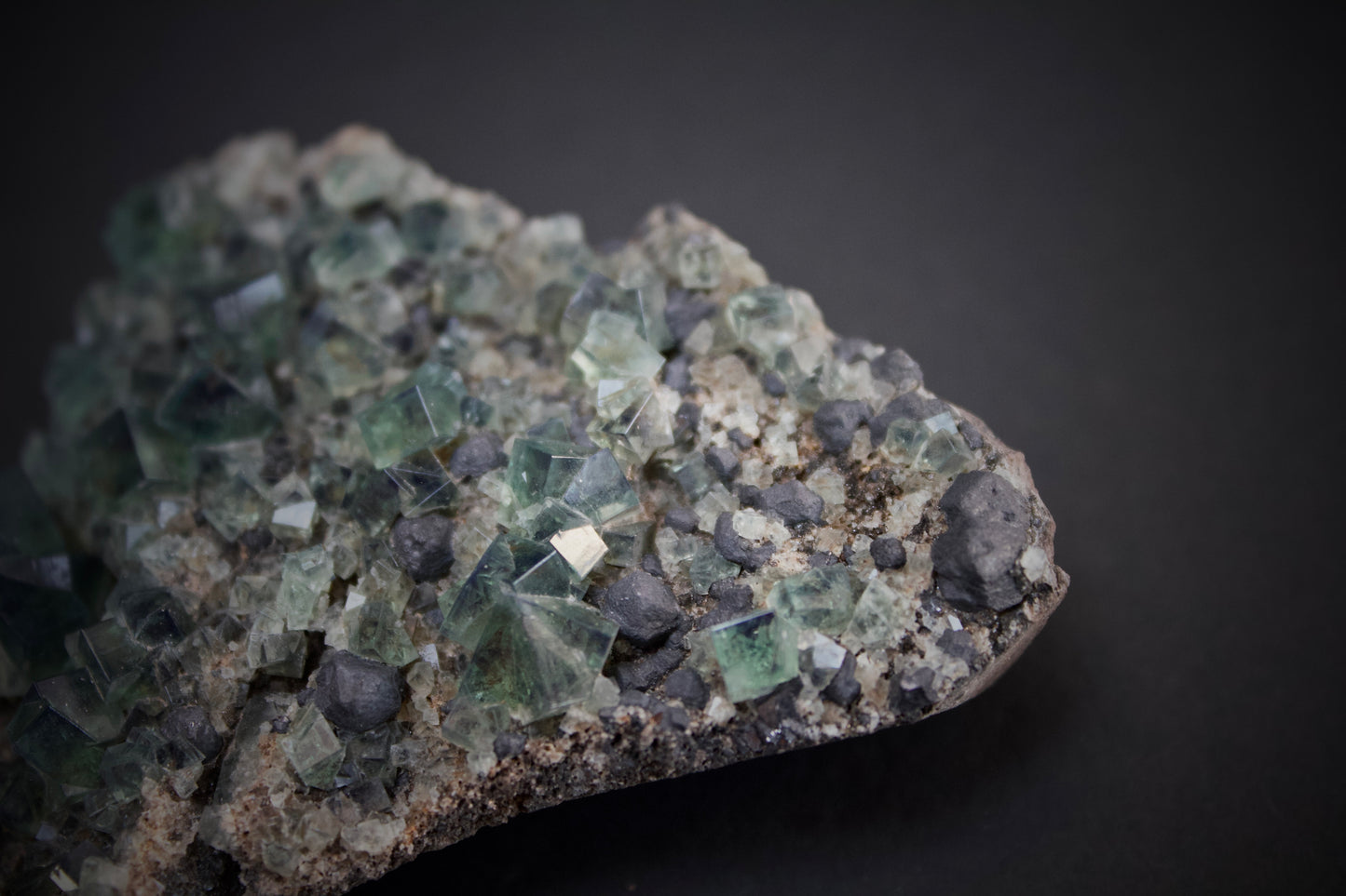 Tiny Twins Pocket Fluorite 19