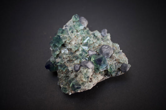 Tiny Twins Pocket Fluorite 20