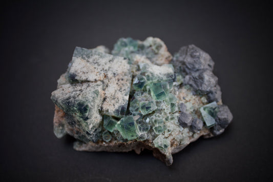 Tiny Twins Pocket Fluorite 22