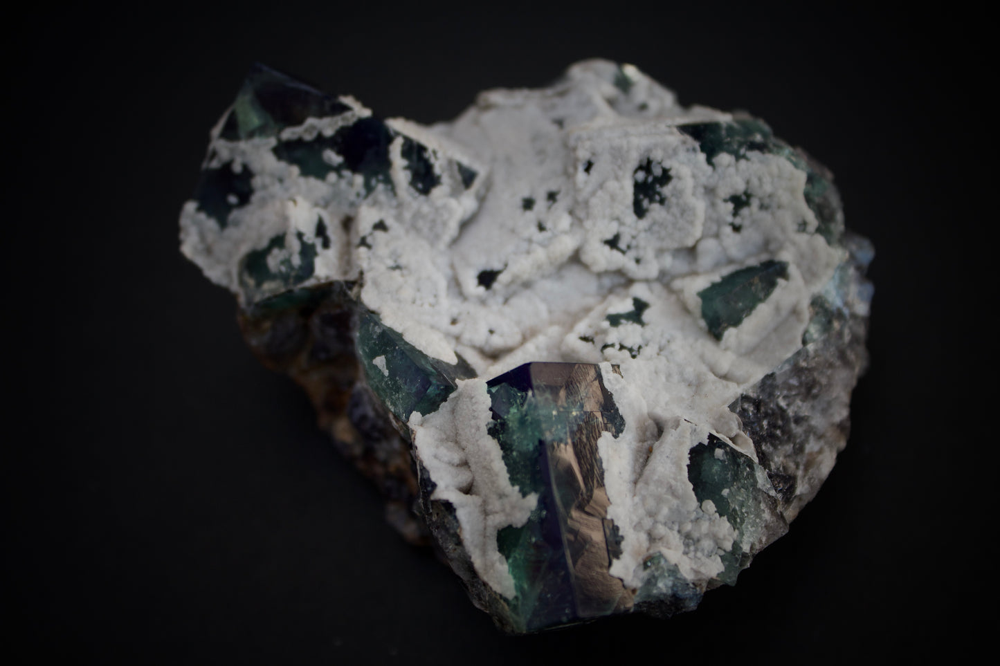 Truffle Pig Pocket Fluorite 12