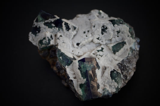 Truffle Pig Pocket Fluorite 12