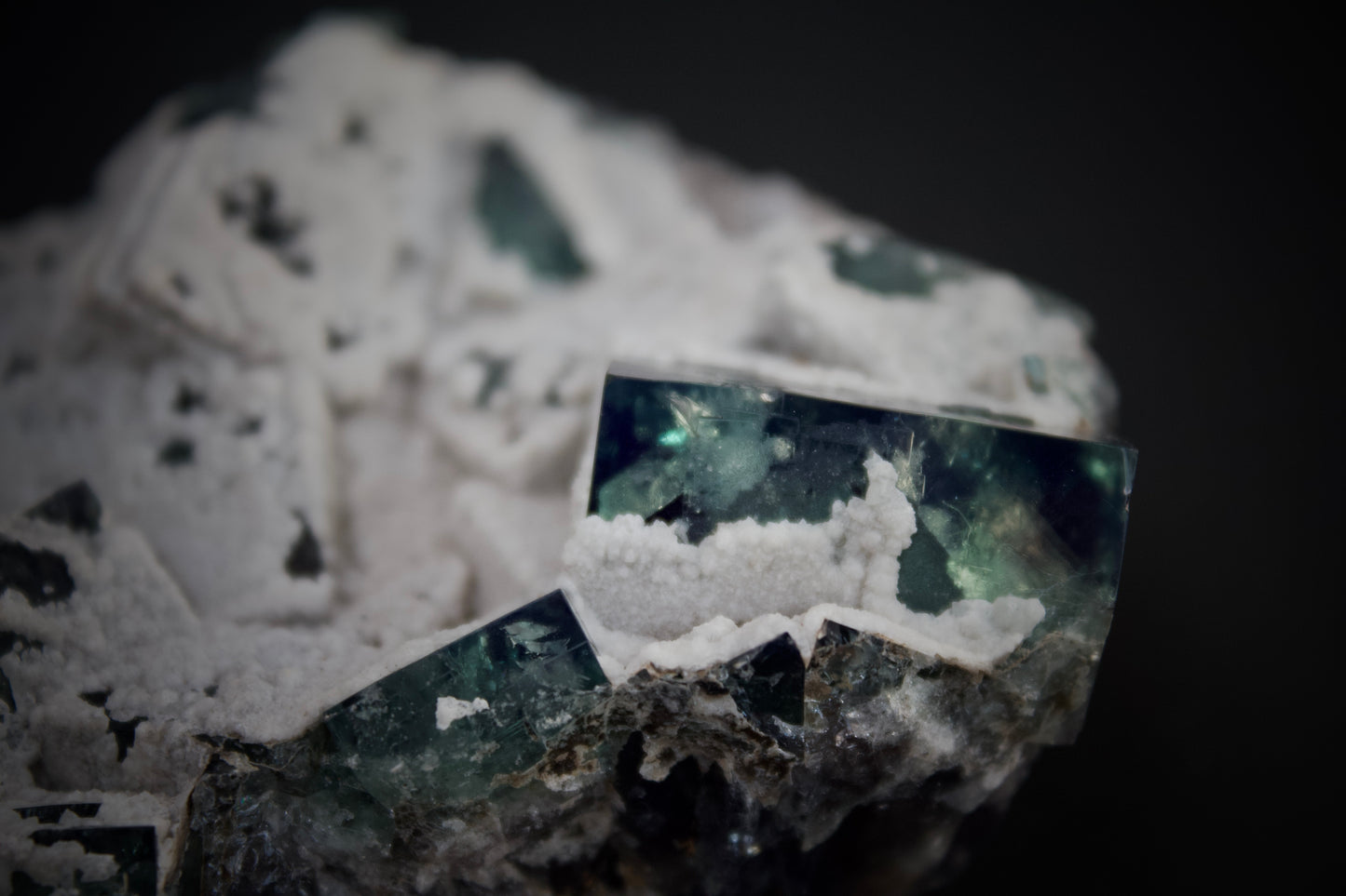 Truffle Pig Pocket Fluorite 12
