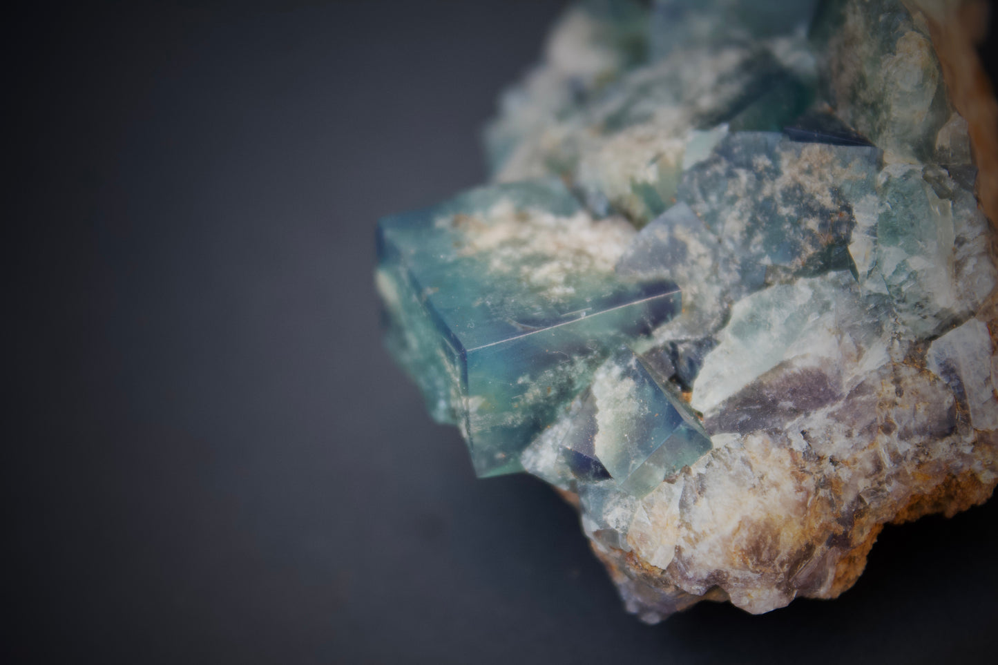 Big Whopper Pocket Fluorite 8