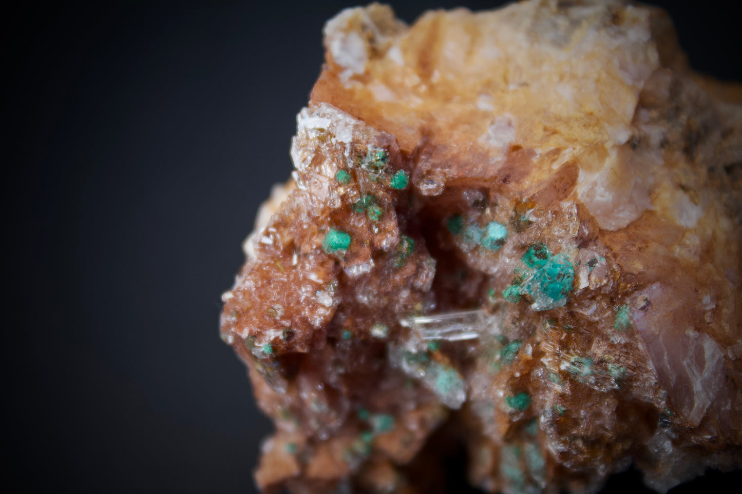 Rosasite on Ferrodolomite 1