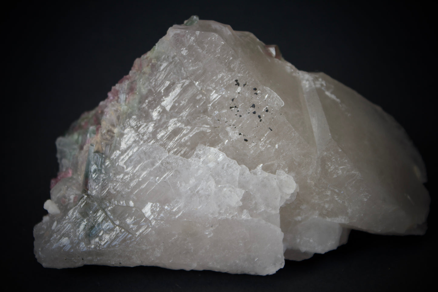 Quartz with Tourmaline 21
